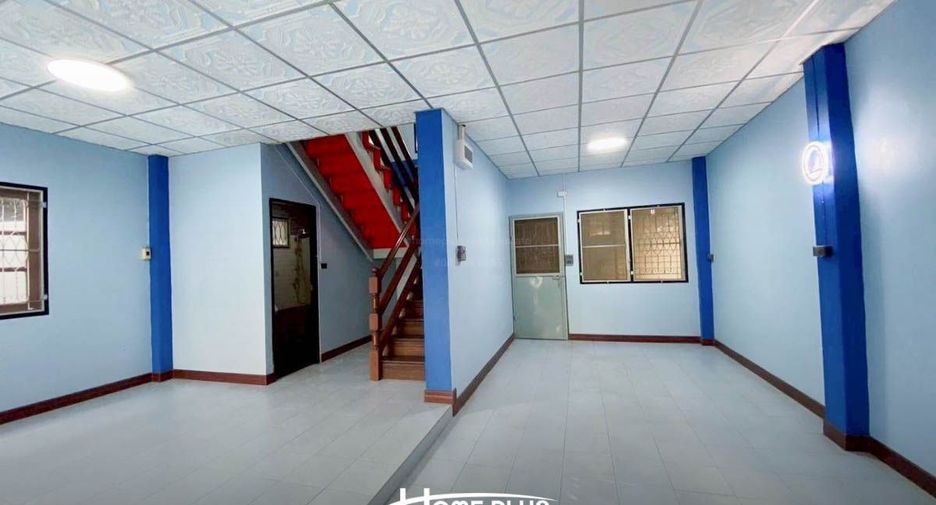 Casa en venta de 3 habitaciones en Bang Khae, Bangkok