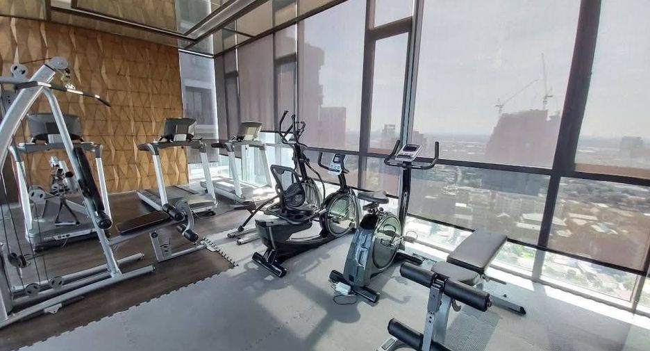 À vendre 1 chambre condo à Khlong Toei, Bangkok