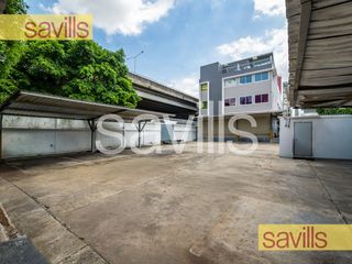 For rent and for sale retail Space in Watthana, Bangkok