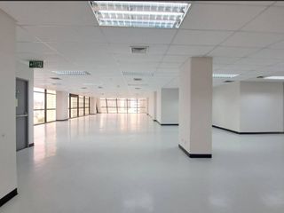 Аренда офис в Ратчатхещи, Бангкок