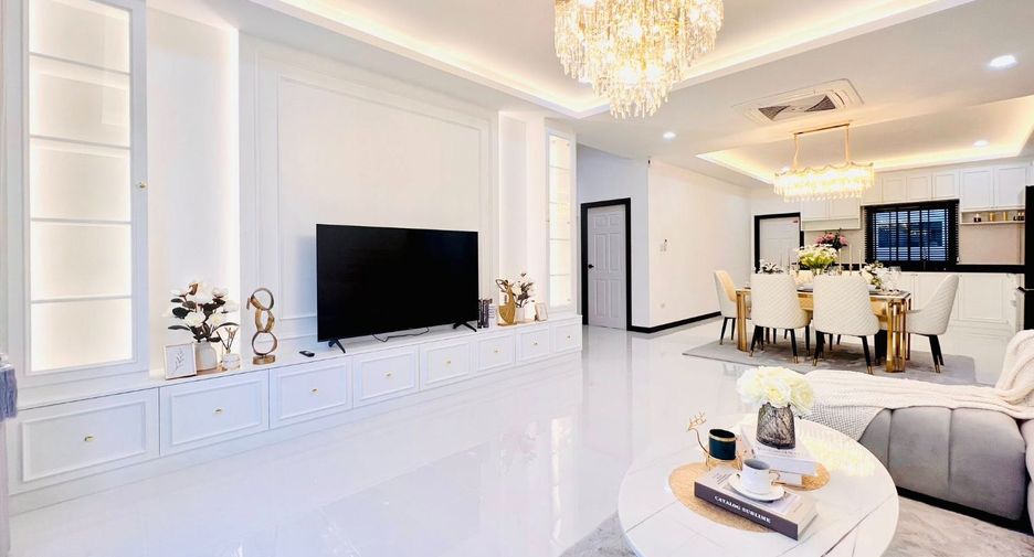 出售 4 卧室 独立屋 在 Sattahip, Chon Buri
