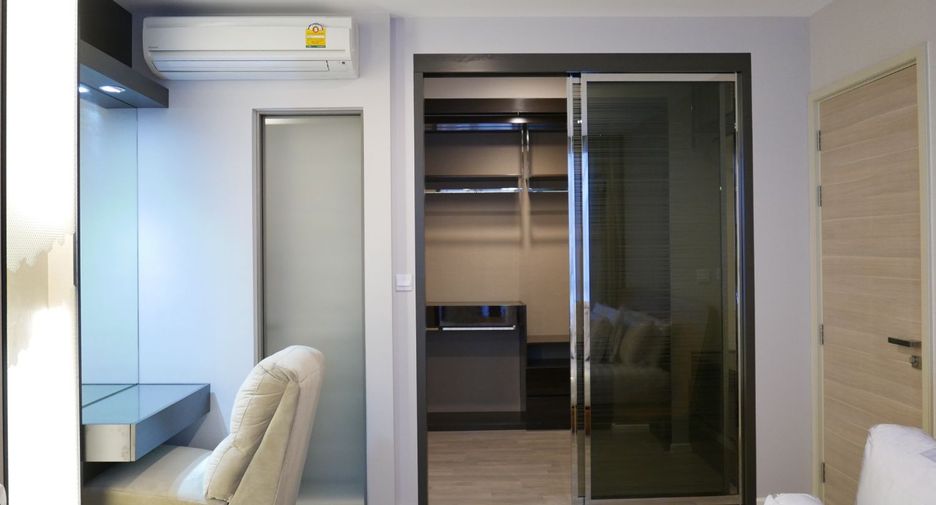For rent and for sale 2 bedrooms condo in Sathon, Bangkok