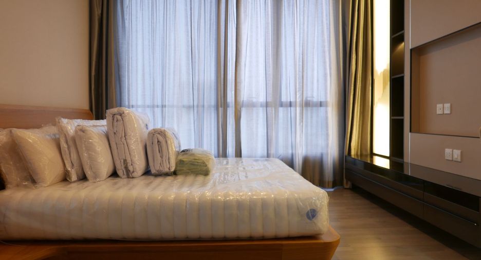 For rent and for sale 2 bedrooms condo in Sathon, Bangkok