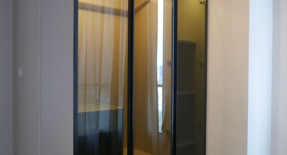 For rent and for sale 2 bedrooms condo in Sathon, Bangkok