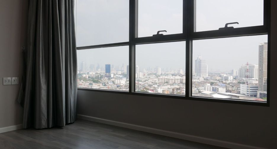 For rent and for sale 2 bedrooms condo in Sathon, Bangkok