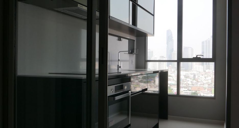 For rent and for sale 2 bedrooms condo in Sathon, Bangkok