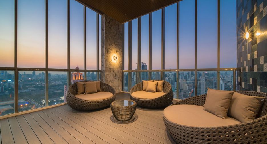 For sale 3 ベッドルーム condo in Khlong Toei, Bangkok