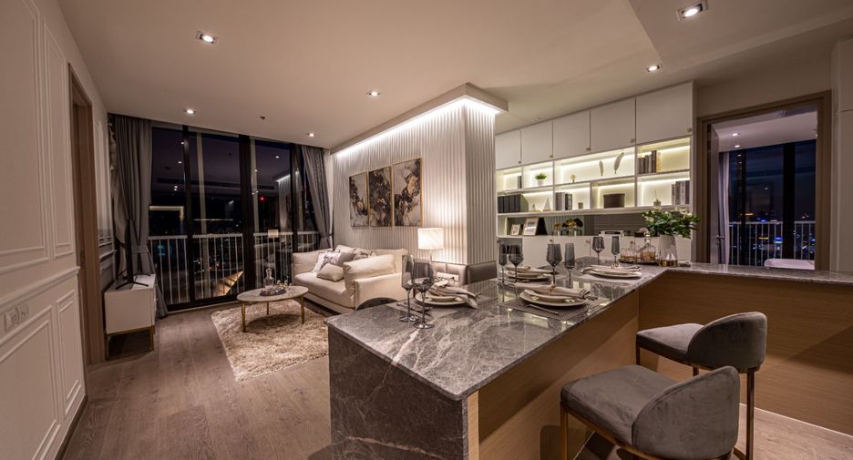 For sale 3 ベッドルーム condo in Khlong Toei, Bangkok