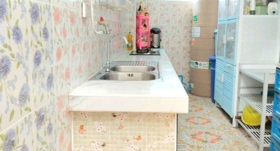 ขาย 3 ห้องนอน ทาวน์เฮ้าส์ ใน เมืองปทุมธานี, ปทุมธานี