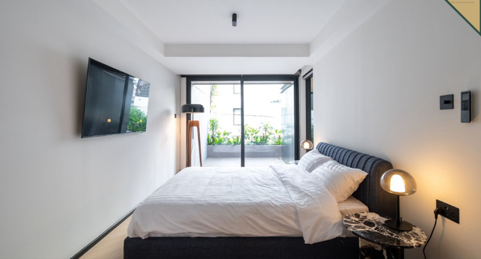For rent and for sale 3 bedrooms townhouse in Khlong Toei, Bangkok