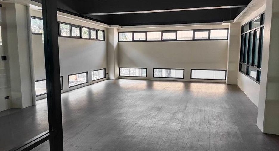 For rent 2 bedrooms warehouse in Bang Phli, Samut Prakan