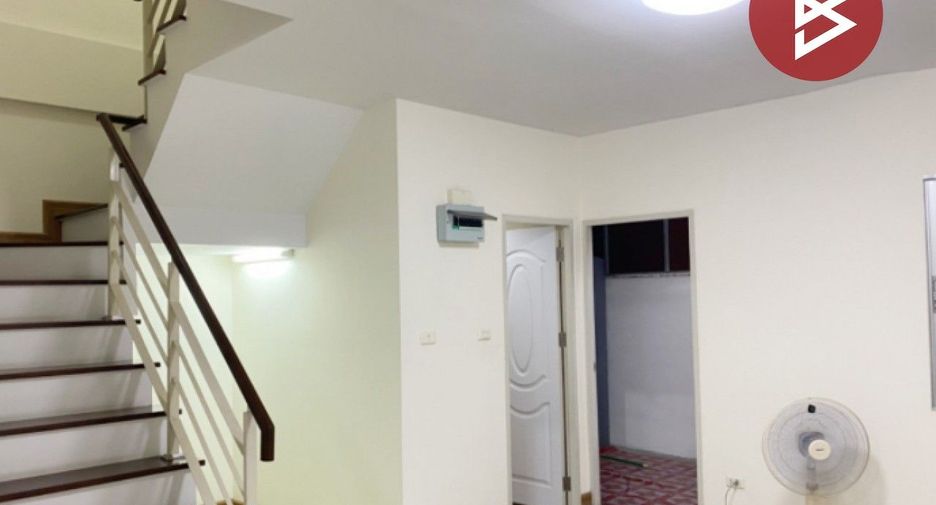 À vendre studio maison de ville à Mueang Samut Sakhon, Samut Sakhon