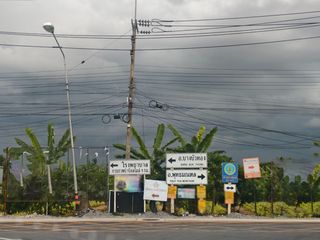 Terreno en venta en Sai Noi, Nonthaburi