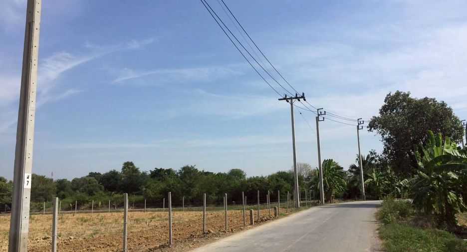 Продажа Участок в Sai Noi, Нонтабури