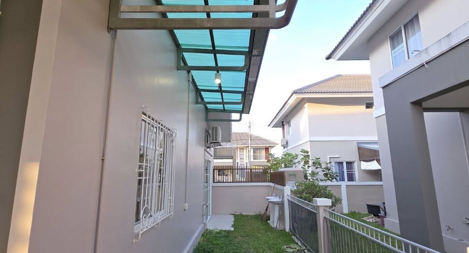 For rent 3 bedrooms house in Saraphi, Chiang Mai