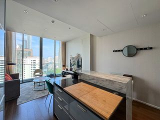 For sale 1 bed condo in Khlong Toei, Bangkok