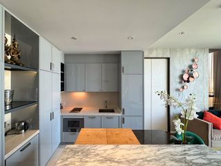 For sale 1 bed condo in Khlong Toei, Bangkok