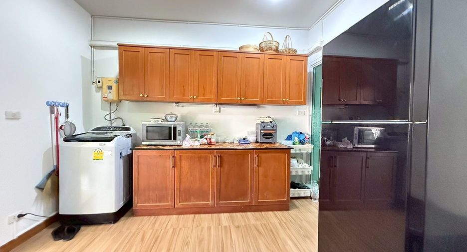 Продажа 4 спальни дом в Mueang Chiang Mai, Чианг Маи