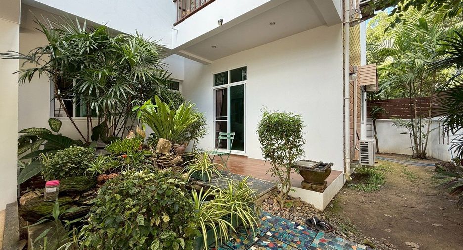 Продажа 4 спальни дом в Mueang Chiang Mai, Чианг Маи
