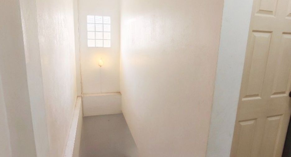 Casa adosada en venta de 2 habitaciones en Sam Phran, Nakhon Pathom