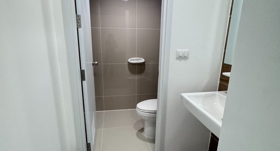 For rent 3 bedrooms house in Mueang Chiang Mai, Chiang Mai