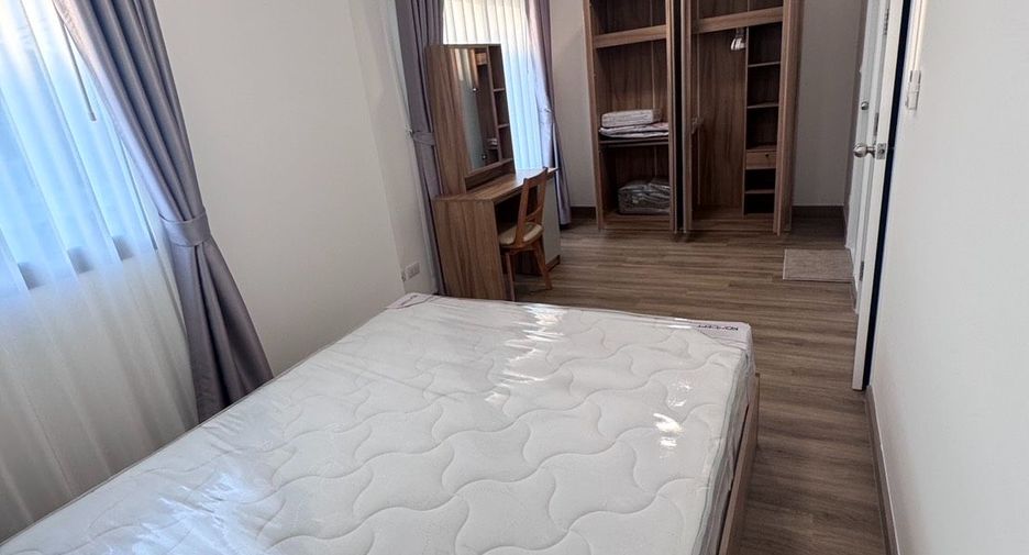 For rent 3 bedrooms house in Mueang Chiang Mai, Chiang Mai