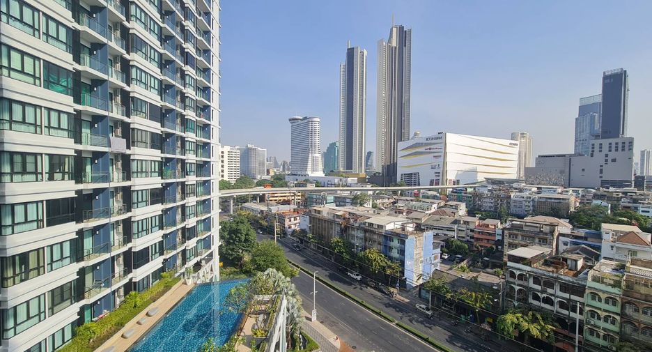 For sale 2 bedrooms condo in Khlong San, Bangkok