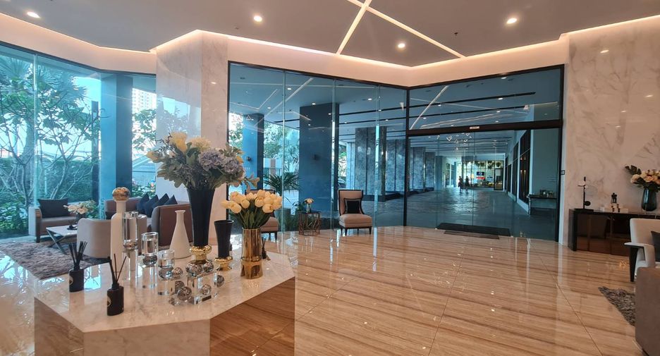 For sale 2 bedrooms condo in Khlong San, Bangkok