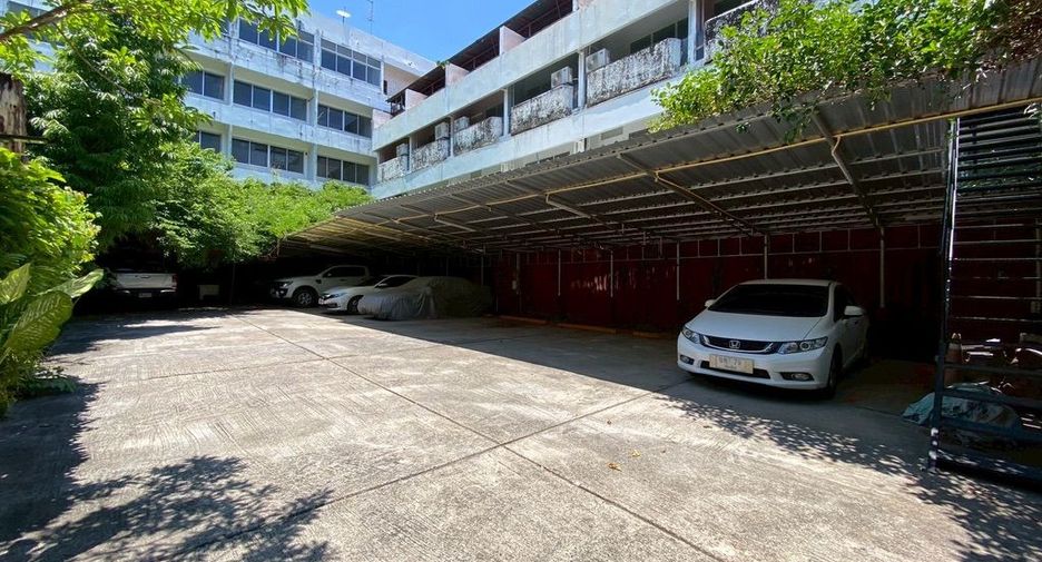 出售 32 卧室 酒店 在 Mueang Chiang Mai, Chiang Mai