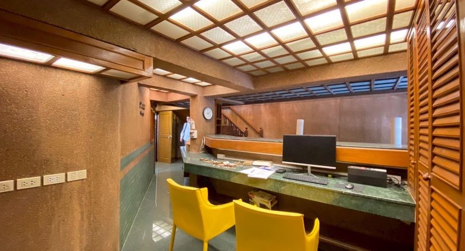 出售 32 卧室 酒店 在 Mueang Chiang Mai, Chiang Mai