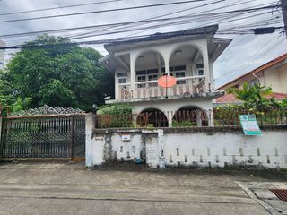 For sale 3 bedrooms house in Bang Sue, Bangkok