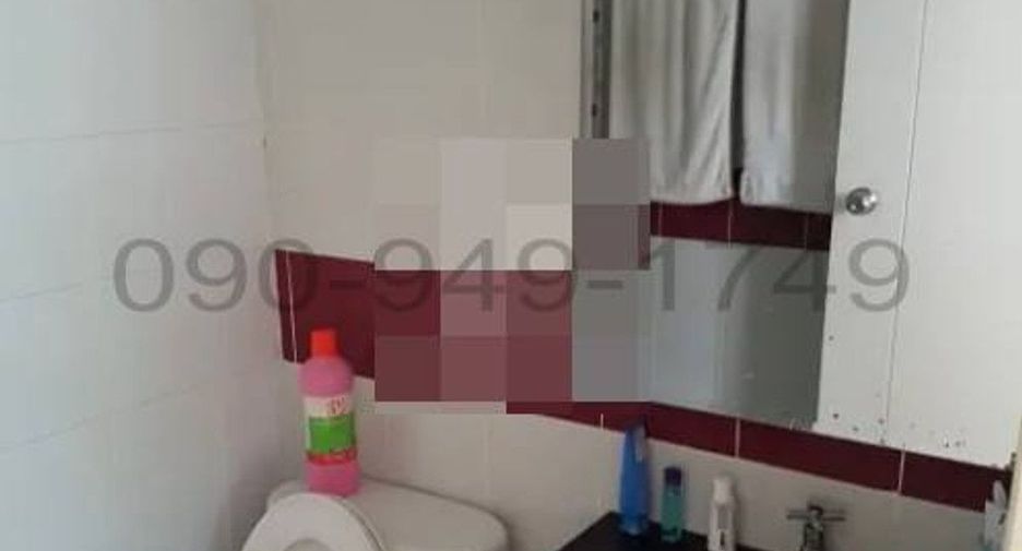 For rent 1 bed townhouse in Khlong Sam Wa, Bangkok