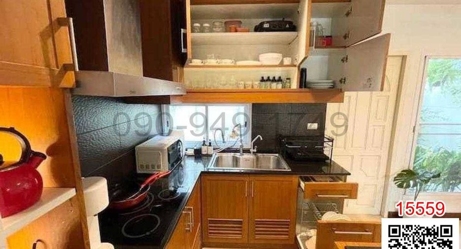 For rent 3 bedrooms townhouse in Pak Kret, Nonthaburi