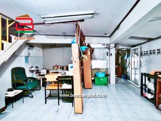 出售 3 卧室 商业空间 在 Mueang Nonthaburi, Nonthaburi
