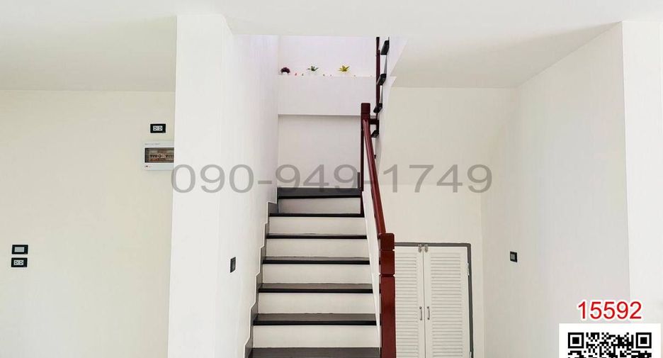 For sale 3 bedrooms condo in Lat Krabang, Bangkok