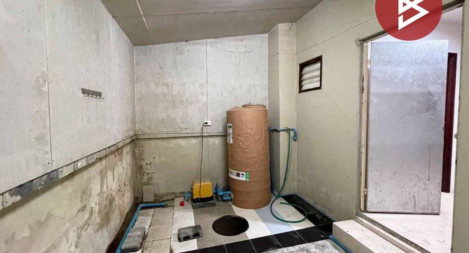 À vendre 3 chambres maison de ville à Bang Len, Nakhon Pathom