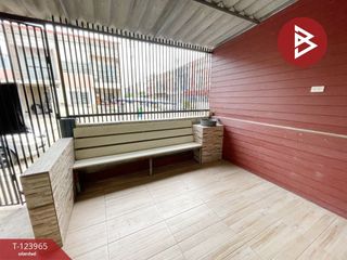 For sale 3 bedrooms townhouse in Bang Len, Nakhon Pathom