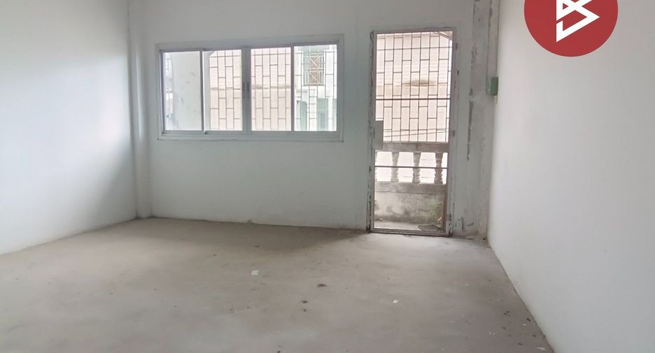 For sale 4 bedrooms retail Space in Mueang Nakhon Si Thammarat, Nakhon Si Thammarat