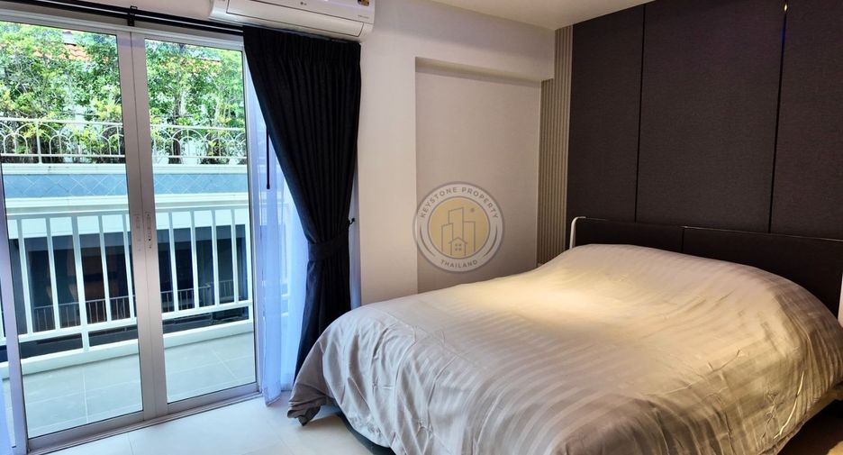 For sale 3 bedrooms condo in Pratumnak, Pattaya
