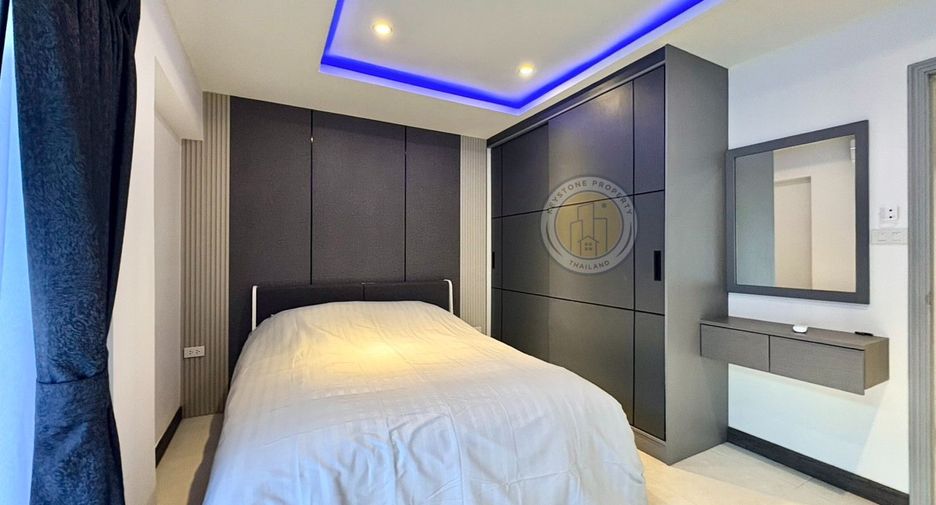 For sale 3 bedrooms condo in Pratumnak, Pattaya