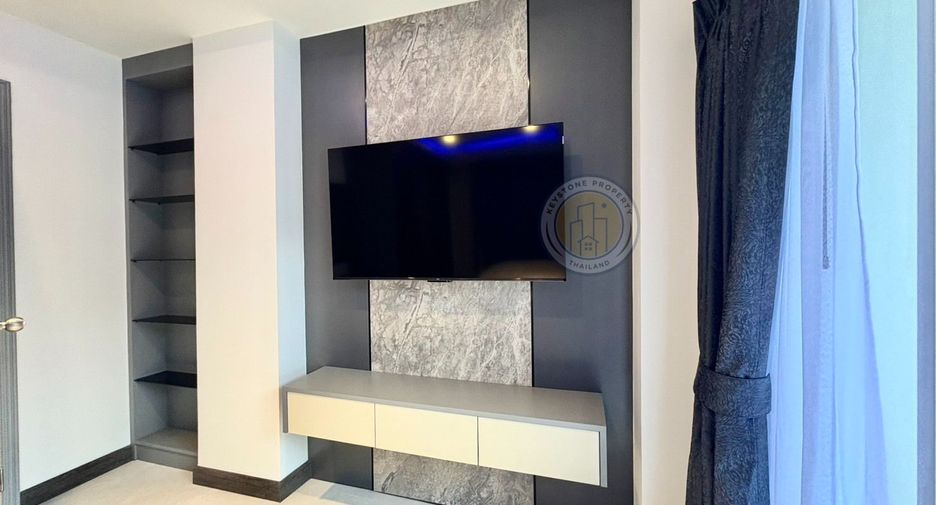 For sale 3 bedrooms condo in Pratumnak, Pattaya