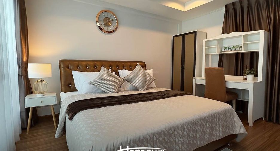Casa adosada en venta de 4 habitaciones en Bang Kapi, Bangkok