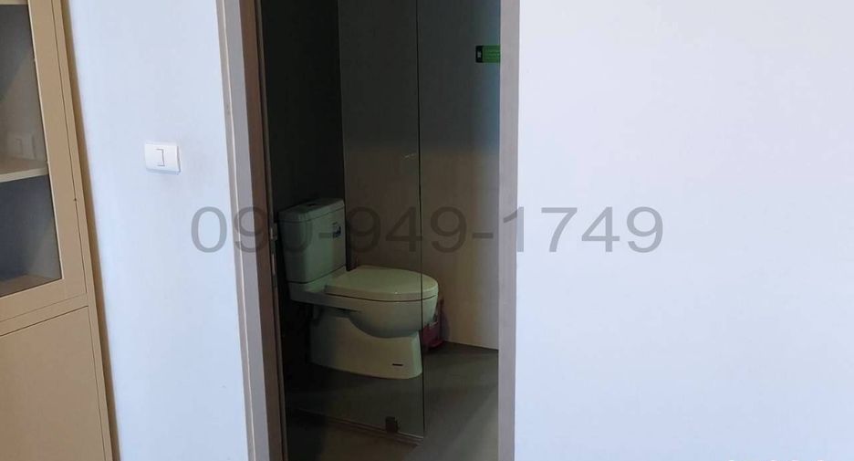 For sale 6 bedrooms retail Space in Phra Khanong, Bangkok