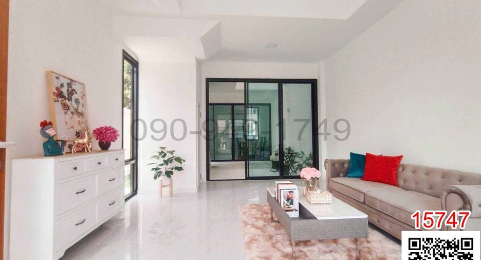 Casa adosada en venta de 4 habitaciones en Bang Na, Bangkok
