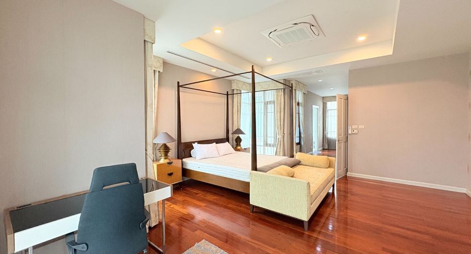 Casa en venta de 4 habitaciones en Watthana, Bangkok