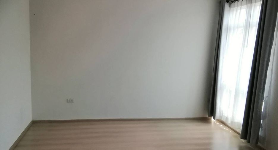 Reihenhaus zum Kauf mit 3 Zimmer in Lat Krabang, Bangkok