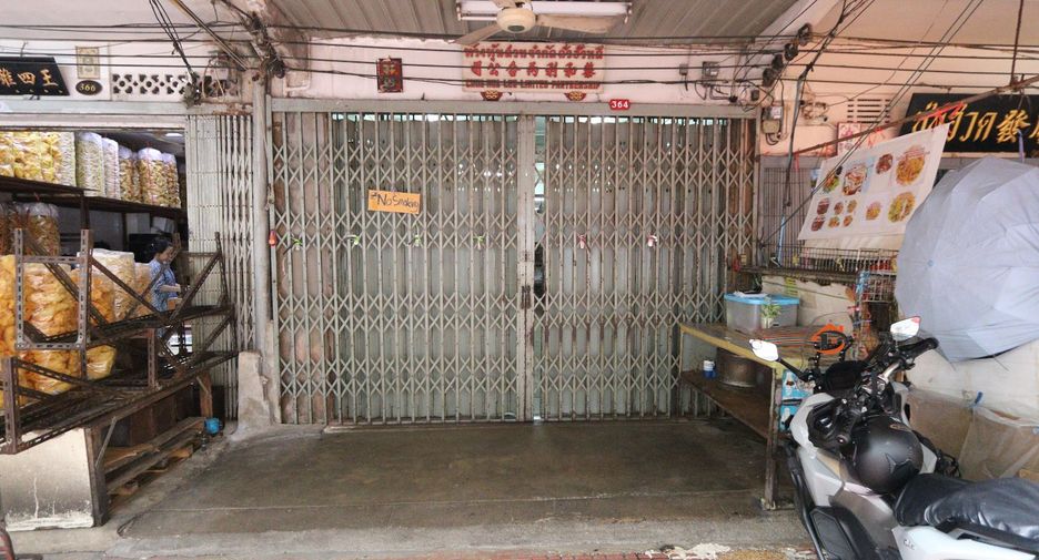For sale 4 bedrooms retail Space in Samphanthawong, Bangkok