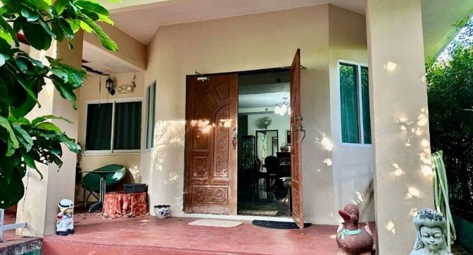 À vendre 11 chambres maison à Mueang Rayong, Rayong
