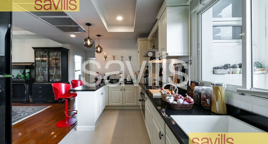 Condo en venta de 3 habitaciones en Sathon, Bangkok