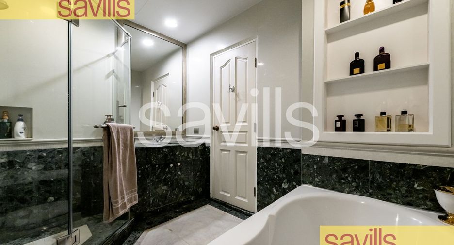 Condo en venta de 3 habitaciones en Sathon, Bangkok